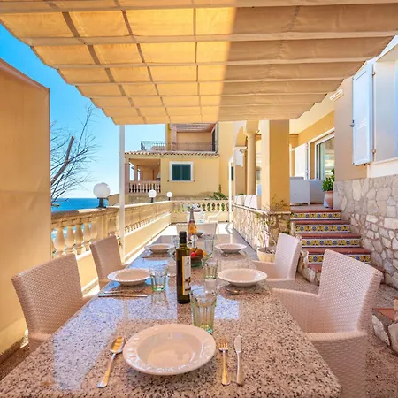 Magrana Over The Sea - Private Pool- By Interhome