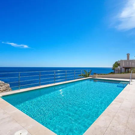 Holiday home Magrana Over The Sea - Private Pool- By Interhome